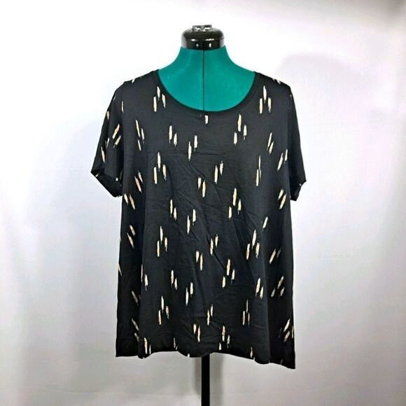 Old Navy Tops - Old Navy Ladies Tee NWT